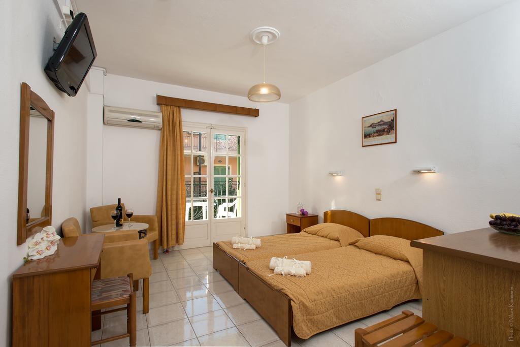 Philippos Hotel Кассиопи Экстерьер фото