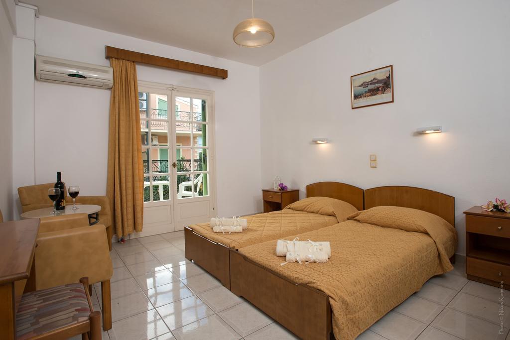 Philippos Hotel Кассиопи Экстерьер фото