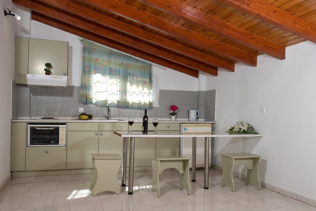 Philippos Hotel Кассиопи Экстерьер фото