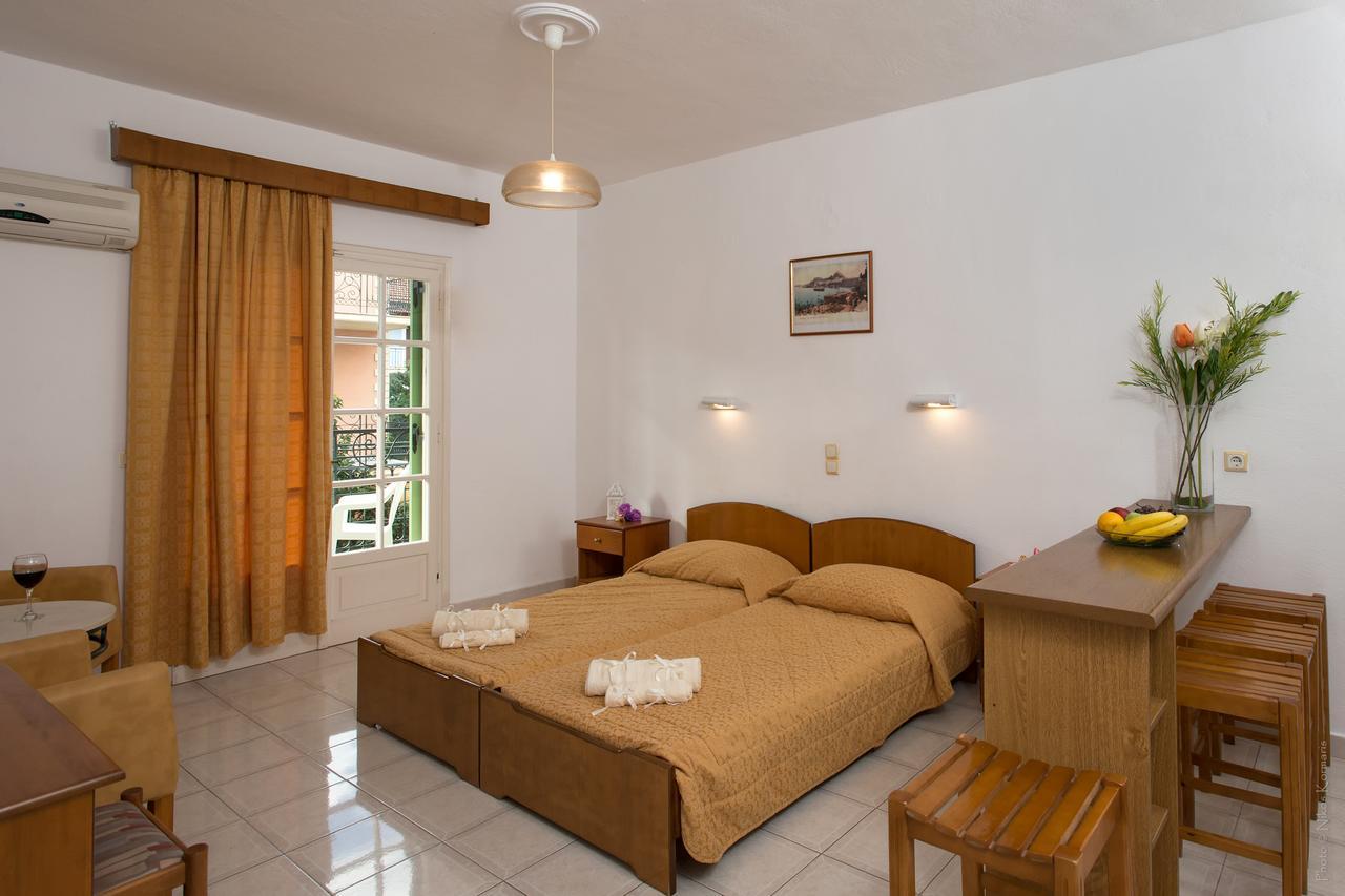 Philippos Hotel Кассиопи Экстерьер фото