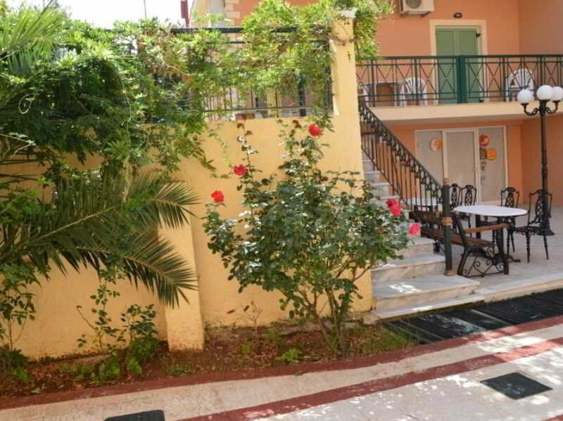 Philippos Hotel Кассиопи Экстерьер фото